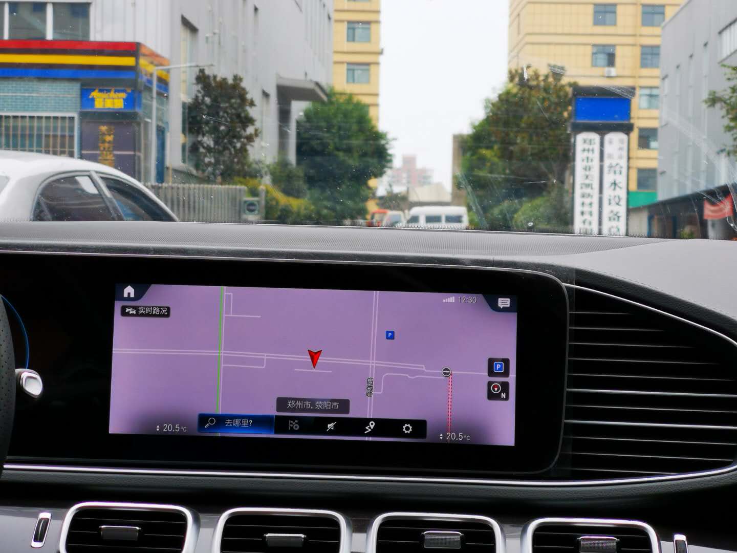 AG乐动平台（中国）官方网站在车载玻璃上的运用